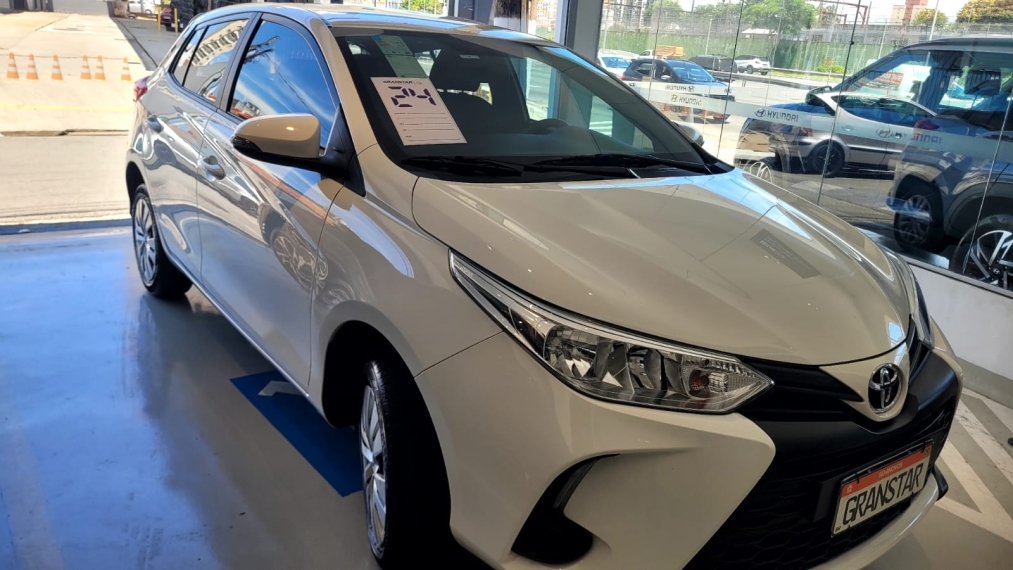 toyota yaris 1.5 16v flex xl multidrive 4p automatico 20245