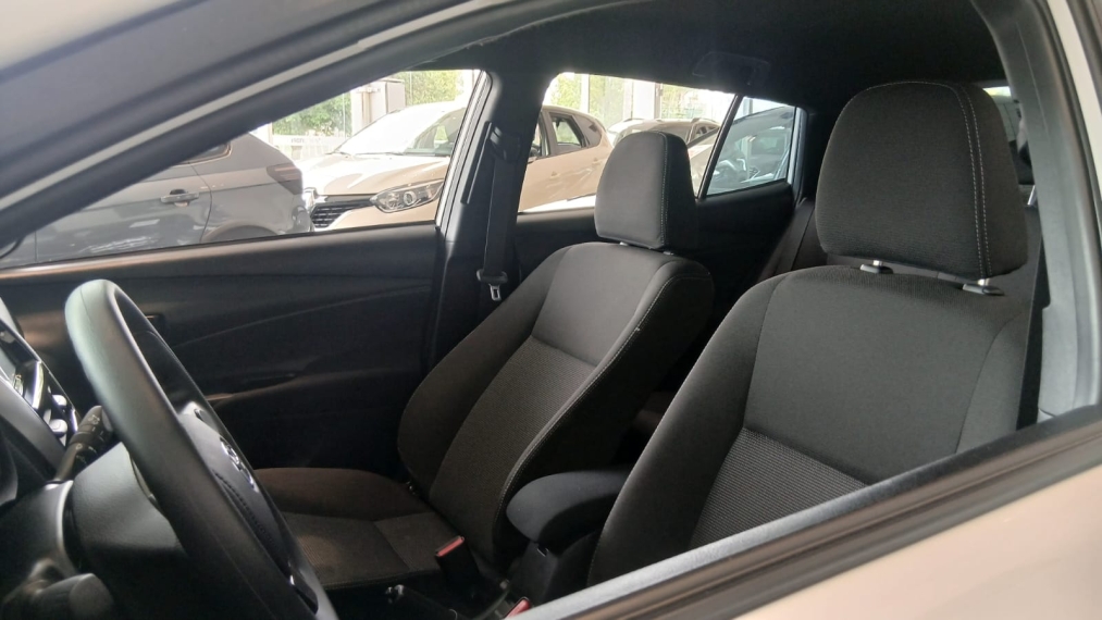 toyota yaris 1.5 16v flex xl multidrive 4p automatico 202413