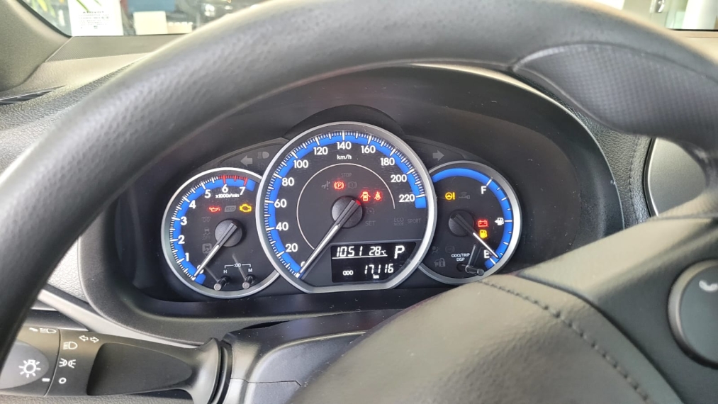 toyota yaris 1.5 16v flex xl multidrive 4p automatico 202410