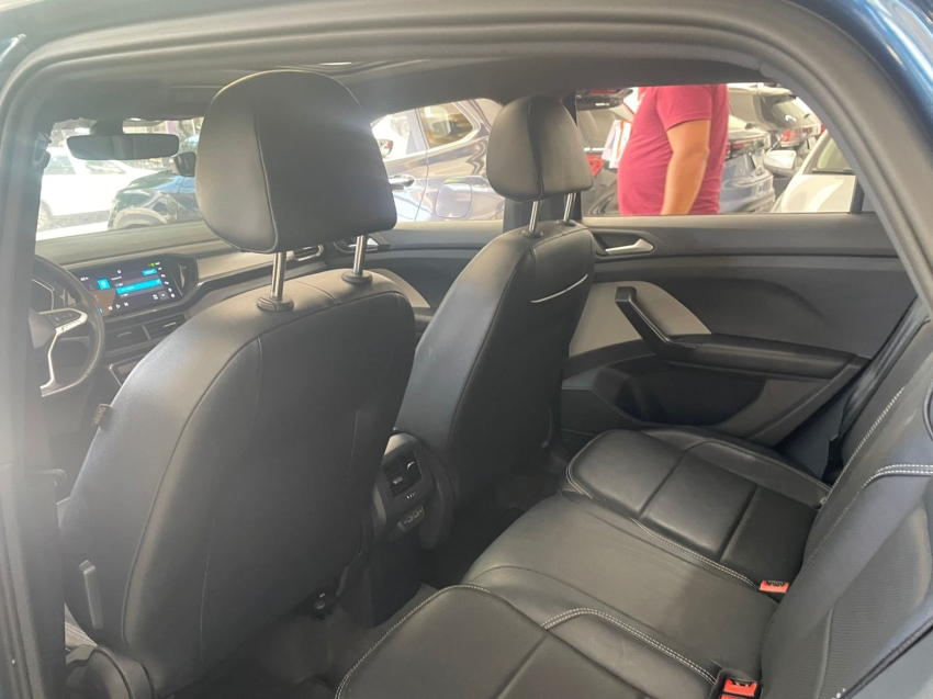 volkswagen t-cross 1.4 250 tsi total flex highline automatico 4p 202212