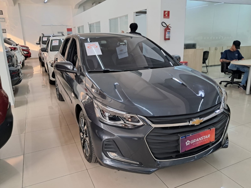 chevrolet onix 1.0 turbo flex premier automatico 4p 20251
