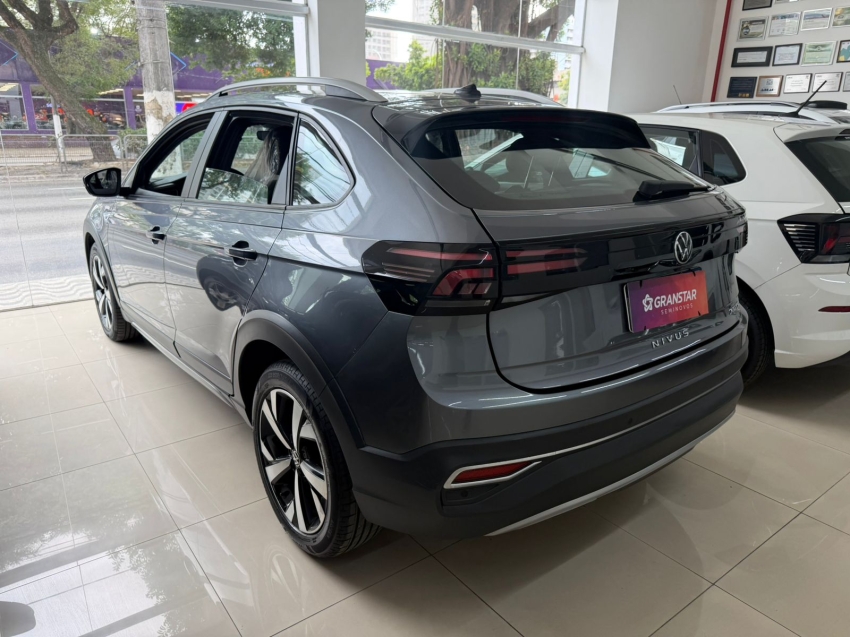 volkswagen nivus 1.0 200 tsi total flex highline automatico 4p 20245