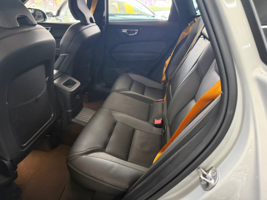 volvo xc60 2.0 t8 recharge polestar engineered awd geartronic hibrido 4p automatico 202410