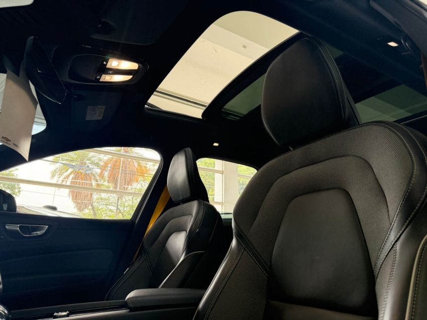volvo xc60 2.0 t8 recharge polestar engineered awd geartronic hibrido 4p automatico 202411