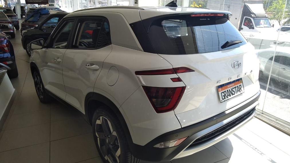 hyundai creta 2.0 flex ultimate automatico 4p 2025