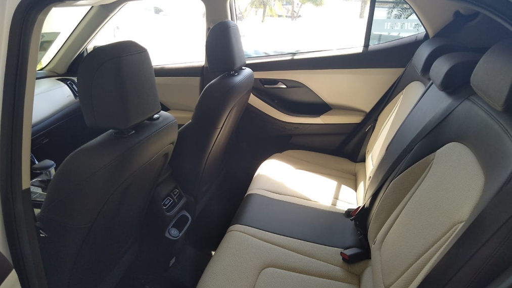 hyundai creta 2.0 flex ultimate automatico 4p 2025
