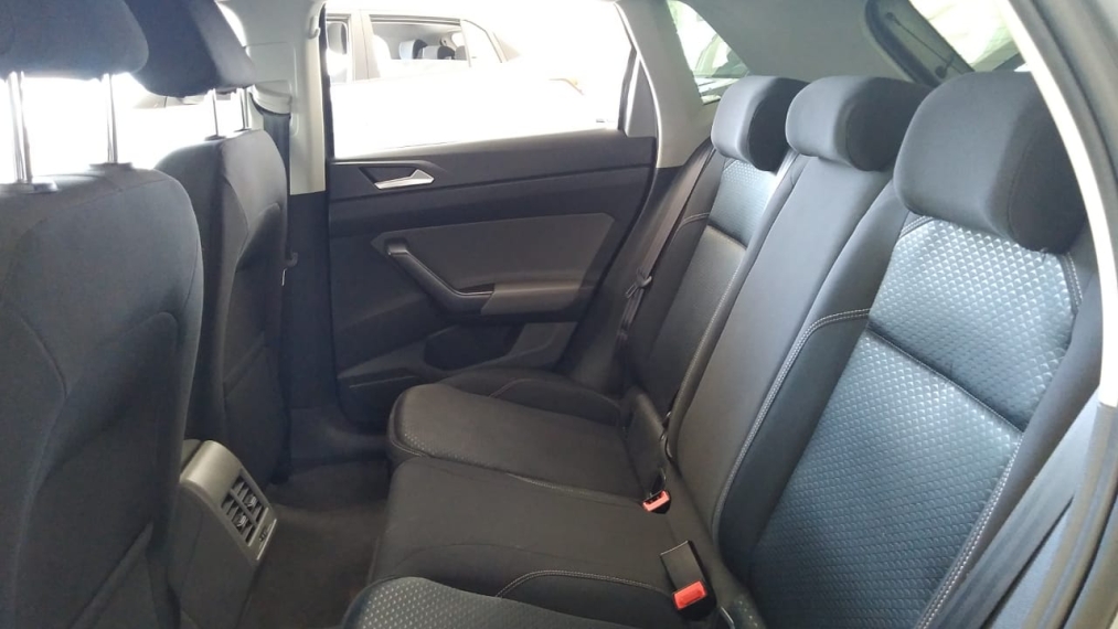 volkswagen polo 1.0 200 tsi highline automatico flex 4p 2019