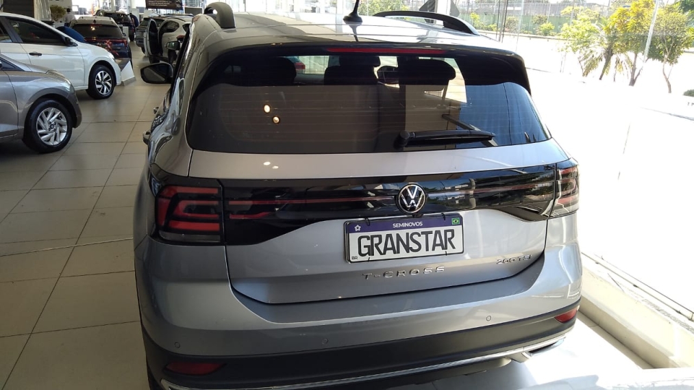 volkswagen t-cross 1.0 200 tsi total flex comfortline automatico 4p 202412 volkswagen t-cross 1.0 200 tsi total flex comfortline automatico 4p 202412