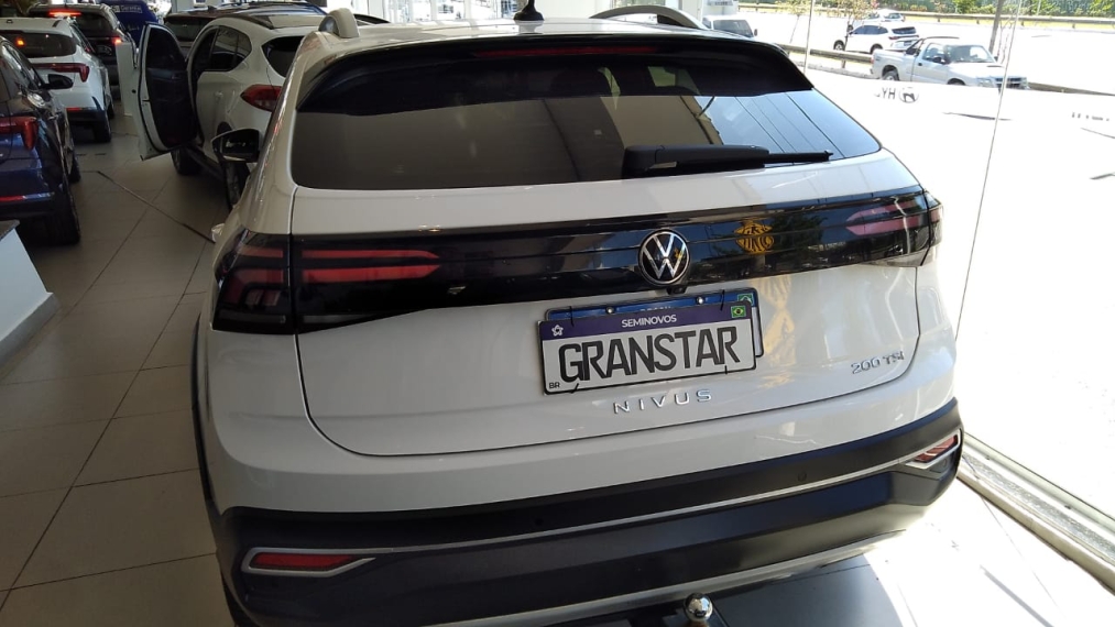 volkswagen nivus 1.0 200 tsi total flex highline automatico 4p 20217 volkswagen nivus 1.0 200 tsi total flex highline automatico 4p 20217