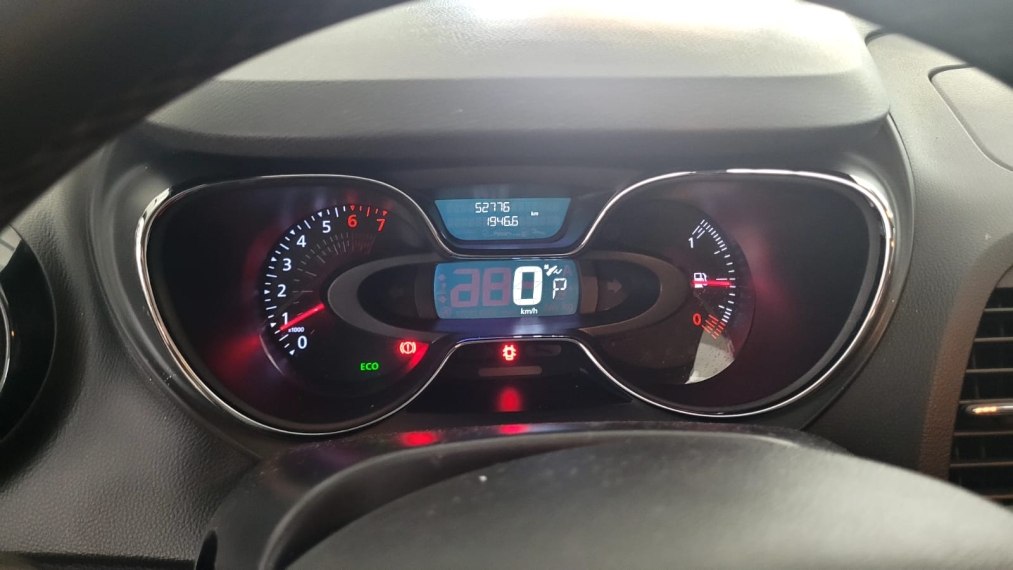 renault captur 2.0 16v hi-flex intense automatico flex 4p 20198