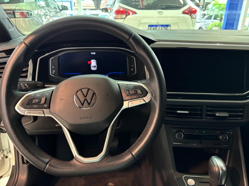 volkswagen nivus 1.0 200 tsi total flex highline automatico 4p 202110