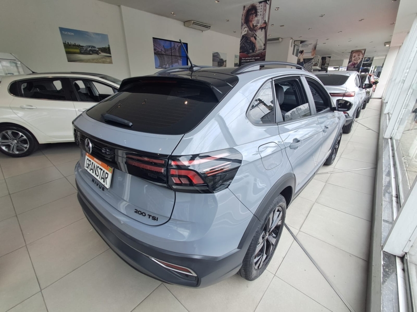 volkswagen nivus 1.0 200 tsi total flex highline automatico 4p 202211