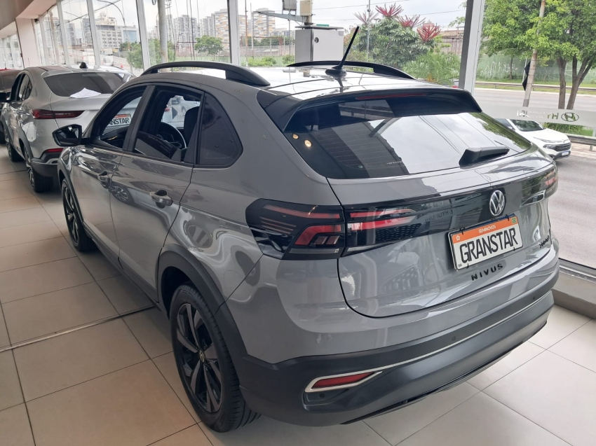 volkswagen nivus 1.0 200 tsi total flex highline automatico 4p 202213