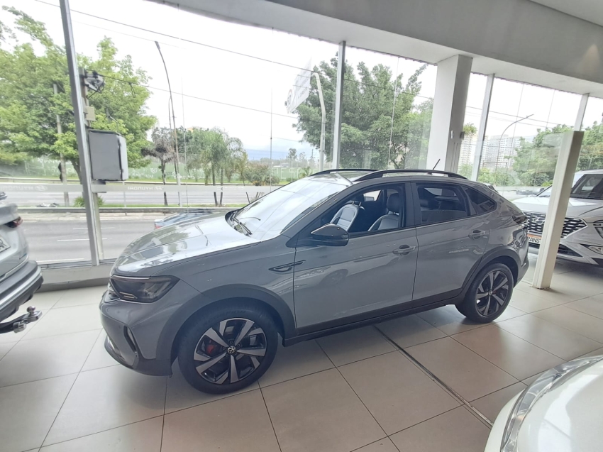 volkswagen nivus 1.0 200 tsi total flex highline automatico 4p 20222