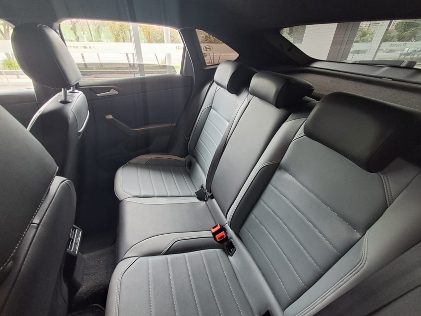 volkswagen nivus 1.0 200 tsi total flex highline automatico 4p 20229