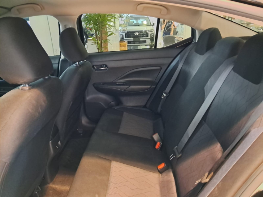 nissan versa 1.6 16v flex advance xtronic 4p automatico 20265