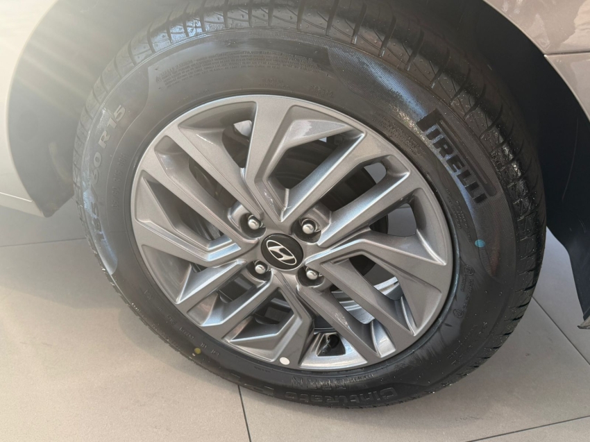 hyundai hb20s 1.0 12v flex limited manual 4p 202611