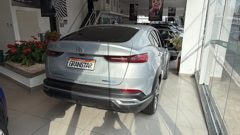 fiat fastback 1.0 turbo 200 hybrid audace cvt hibrido 4p automatico 20253