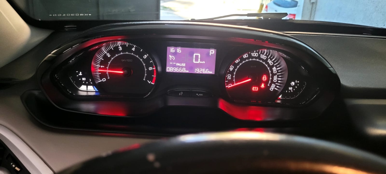 peugeot 2008 1.6 16v flex allure 4p automatico 20195