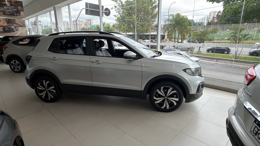 volkswagen t-cross 1.0 200 tsi total flex sense automatico 4p 20233