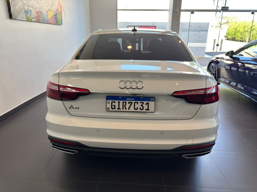 audi a4 2.0 tfsi mhev prestige s tronic
