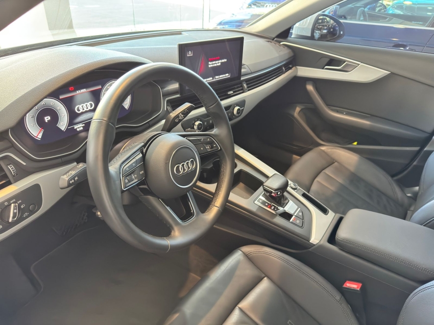 audi a4 2.0 tfsi mhev prestige s tronic