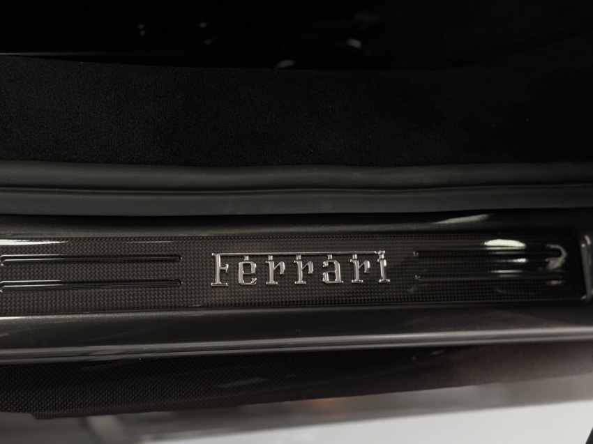 ferrari 296 gtb 3.0 v6 turbo phev f1-dct gasolina 3p automatico 2024