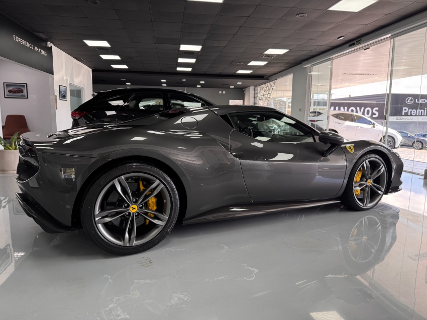 ferrari 296 gtb 3.0 v6 turbo phev f1-dct gasolina 3p automatico 2024