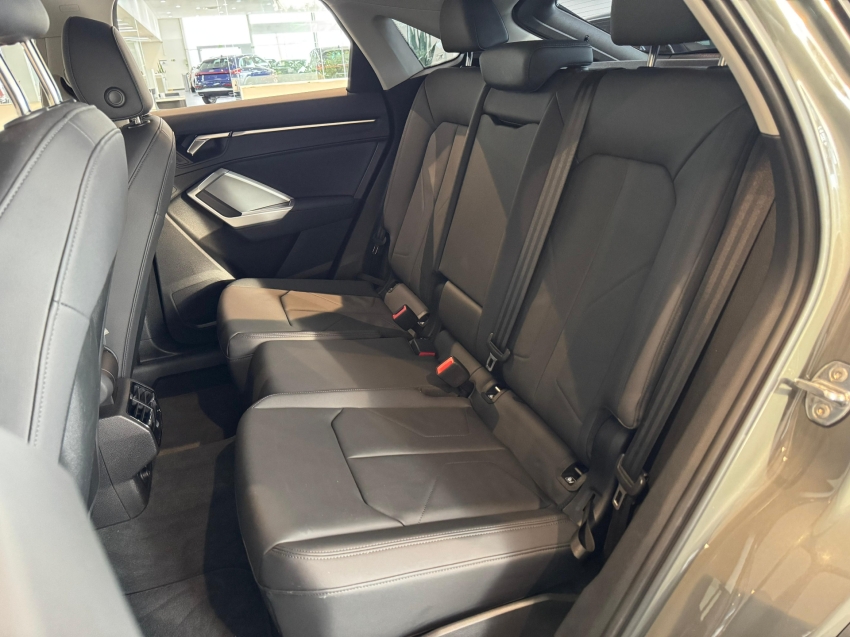 audi q3 2.0 40 tfsi gasolina sportback performance quattro tiptronic 4p automatico 20244