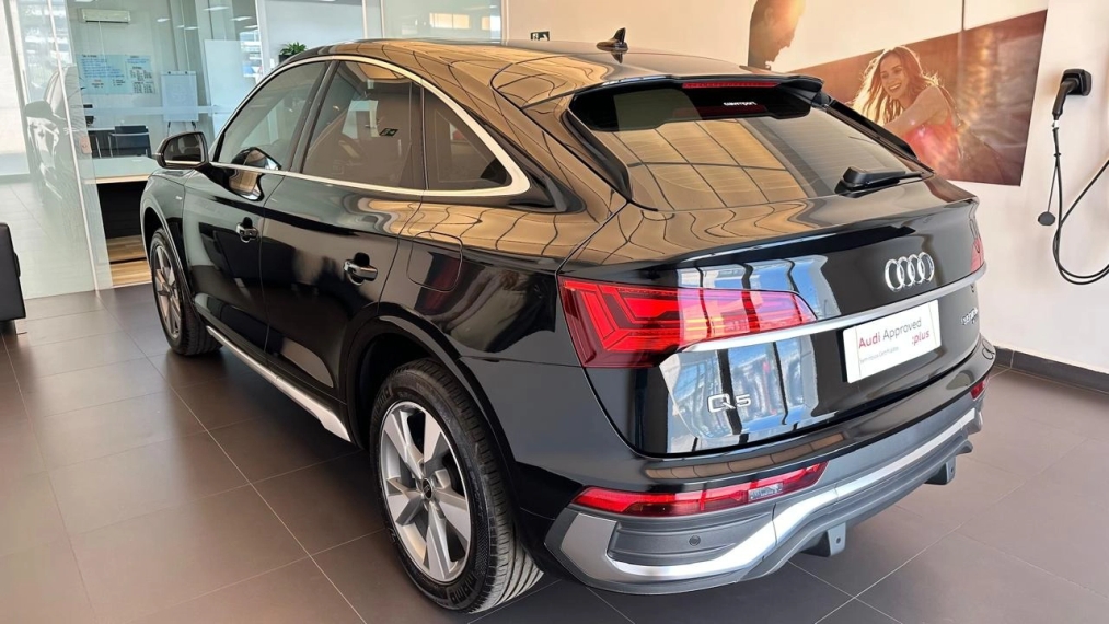 audi q5 2.0 55 tfsie phev sportback performance black quattro s tronic hibrido 4p automatico 20238