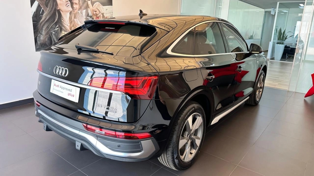 audi q5 2.0 55 tfsie phev sportback performance black quattro s tronic hibrido 4p automatico 20239