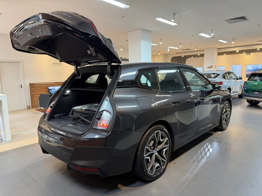 bmw ix eletrico xdrive40 2.0 5p automatico 2024