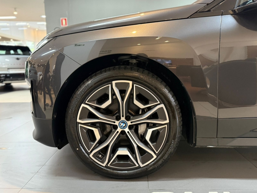 bmw ix eletrico xdrive40 2.0 5p automatico 2024