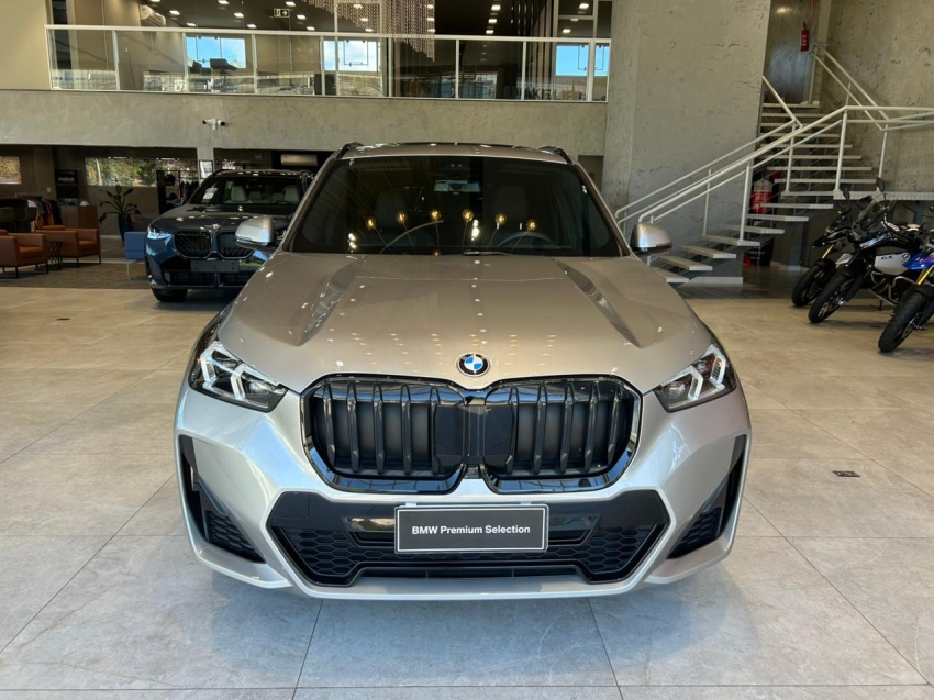 bmw x1 2.0 16v turbo gasolina sdrive20i m sport steptronic 1.9 5p automatico 20251