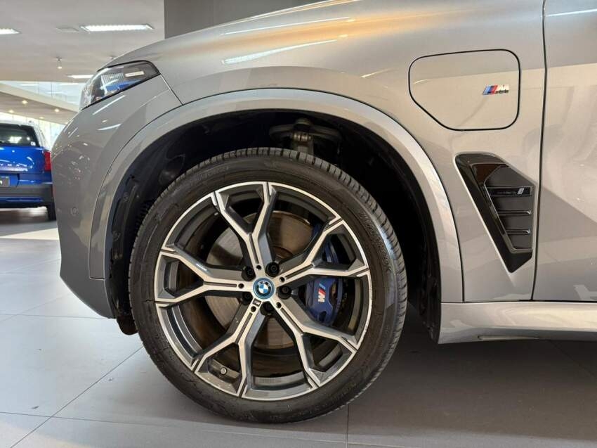 bmw x5 3.0 i6 turbo hibrido xdrive50e m sport automatico 4p 2024