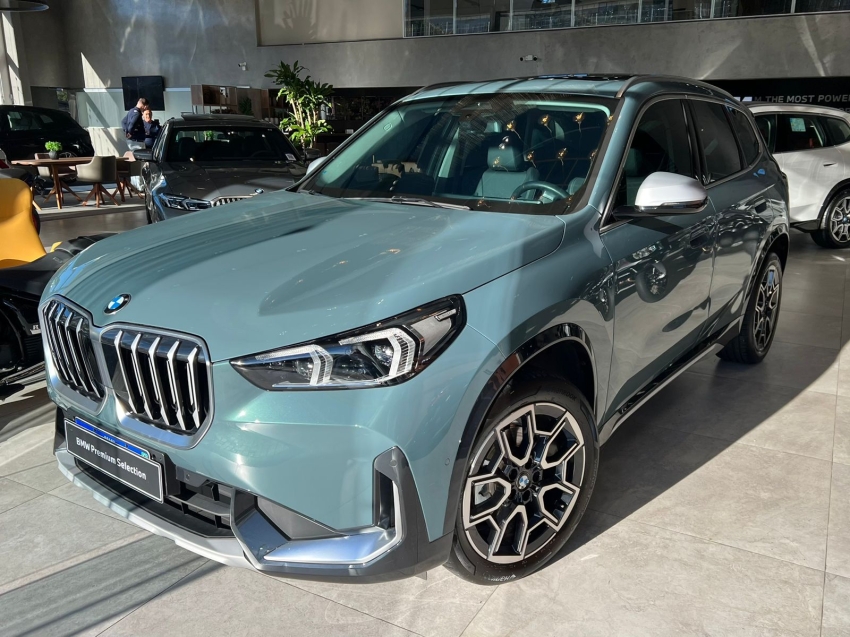 bmw x1 2.0 16v turbo gasolina sdrive20i x-line steptronic 5p automatico 2023