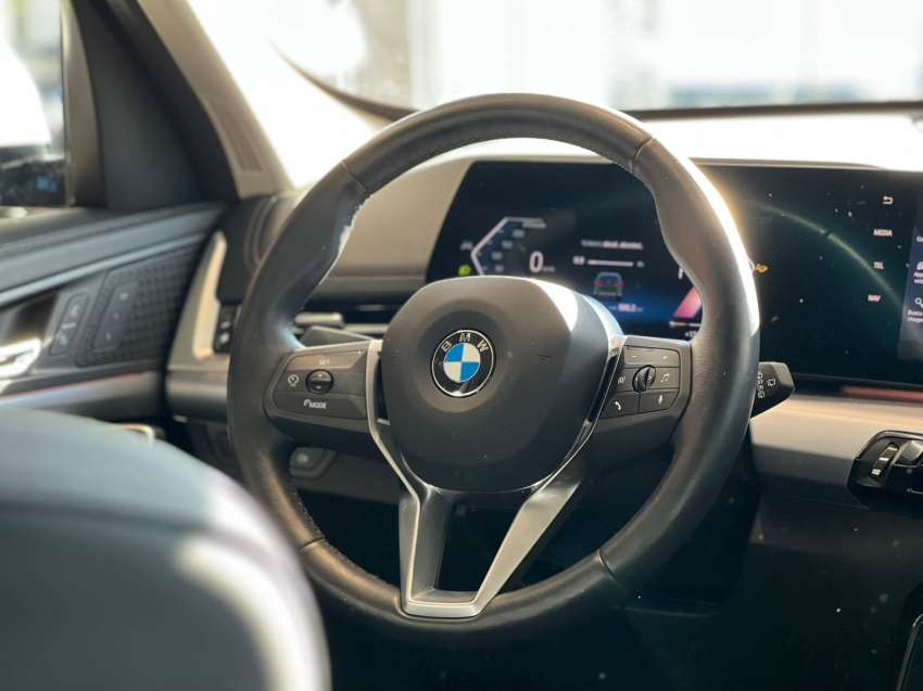 bmw x1 2.0 16v turbo gasolina sdrive20i x-line steptronic 5p automatico 2023