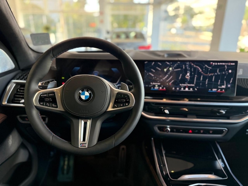 bmw x7 4.4 v8 gasolina m60i steptronic 2025