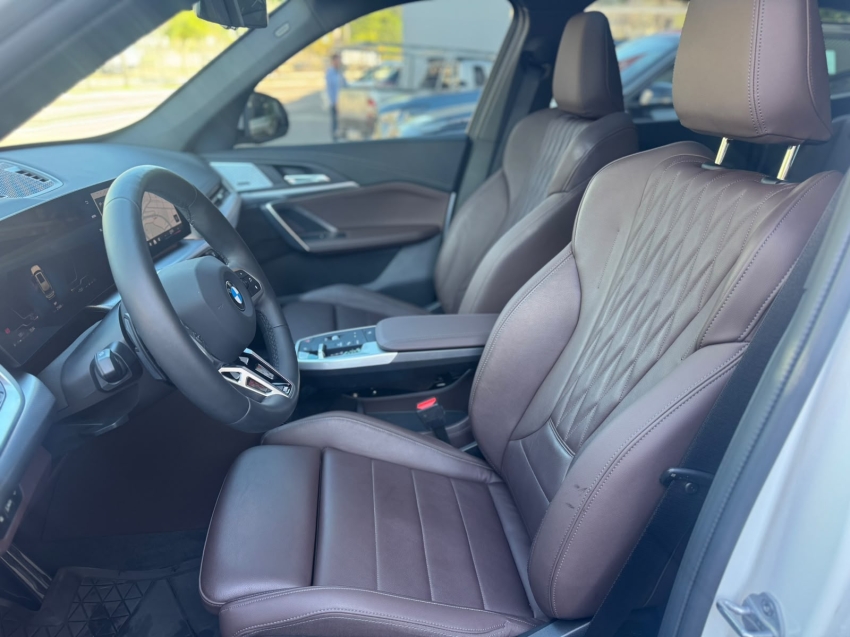 bmw x1 2.0 16v turbo gasolina sdrive20i m sport steptronic 1.9 5p automatico 20258