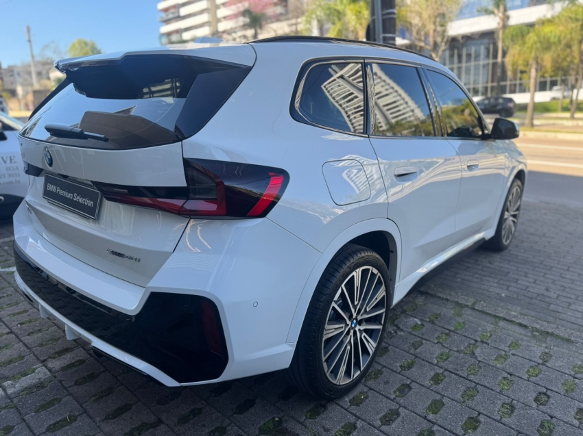 bmw x1 2.0 16v turbo gasolina sdrive20i m sport steptronic 1.9 5p automatico 20256