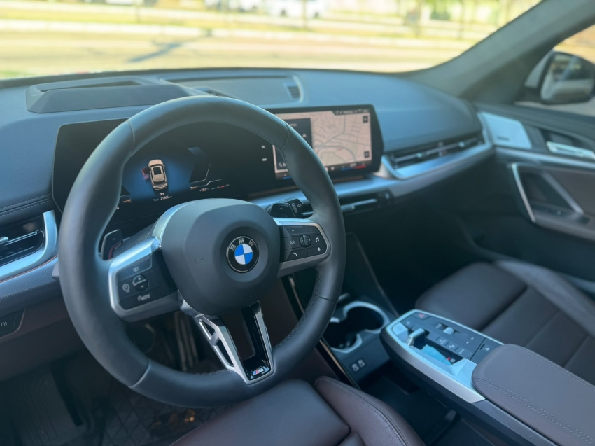 bmw x1 2.0 16v turbo gasolina sdrive20i m sport steptronic 1.9 5p automatico 202512