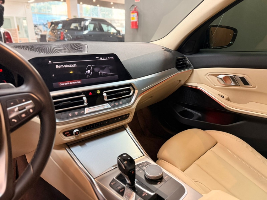 bmw 320i 2.0 16v turbo flex sport gp automatico 4p 202210