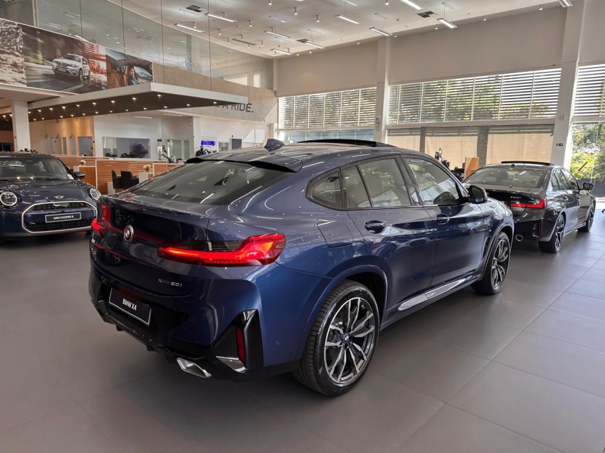 bmw x4 2.0 16v gasolina xdrive20i m sport steptronic 5p automatico 2025