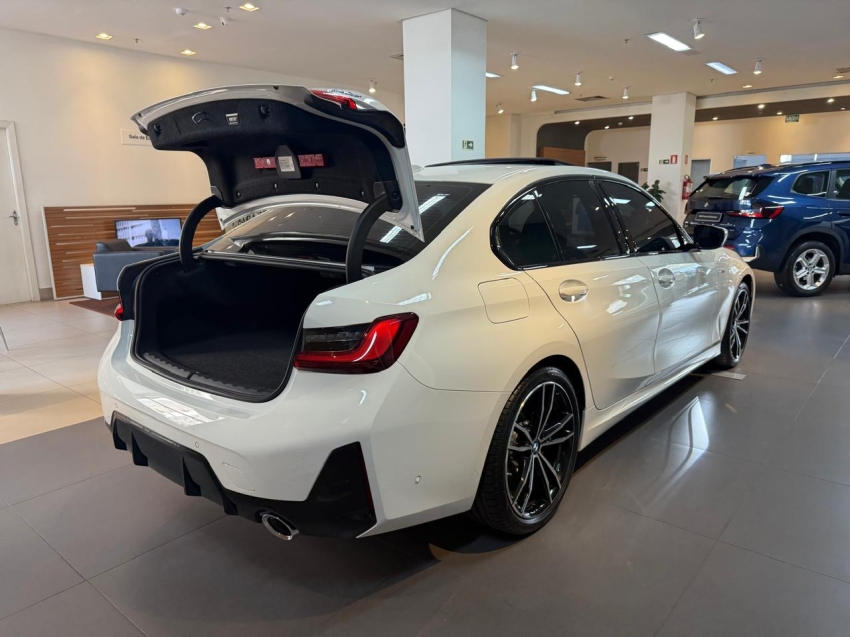 bmw 320i 2.0 16v turbo flex m sport automatico gasolina 5p 2024