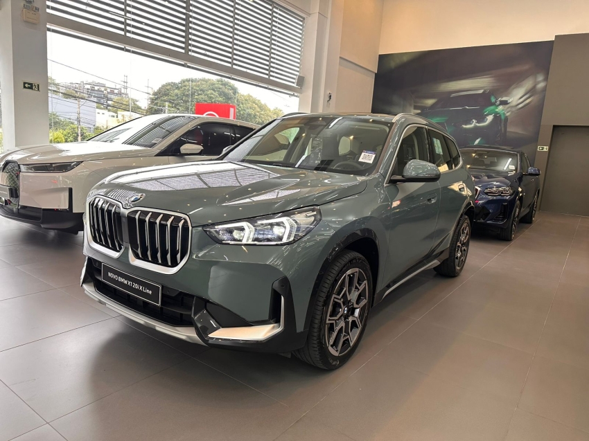bmw x1 2.0 16v turbo gasolina sdrive20i x-line steptronic 4p automatico 2025