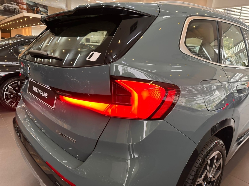 bmw x1 2.0 16v turbo gasolina sdrive20i x-line steptronic 4p automatico 2025