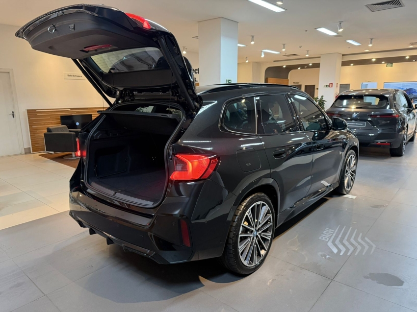 bmw ix1 eletrico xdrive30 m sport 4p automatico 2024