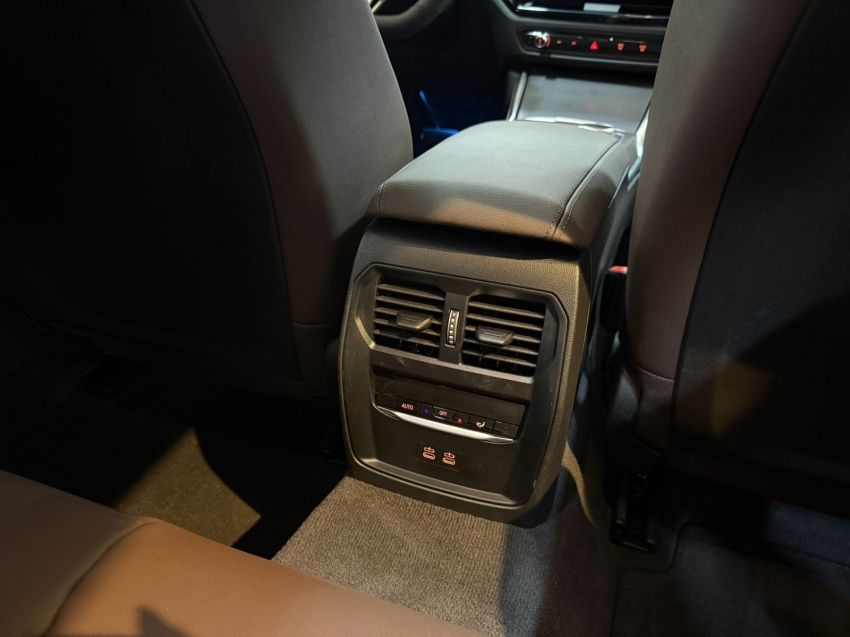 bmw 320i 2.0 16v turbo flex m sport automatico 5p 202512