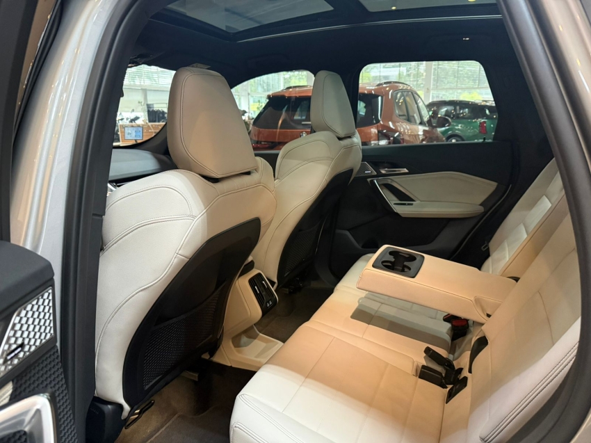 bmw x1 2.0 16v turbo gasolina sdrive20i m sport steptronic 1.9 4p automatico 2023