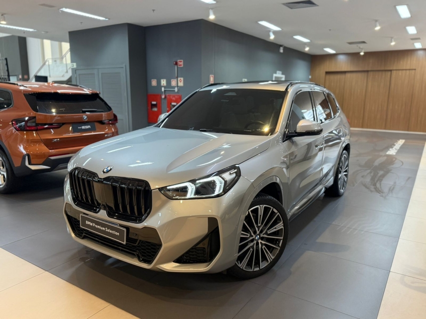 bmw x1 2.0 16v turbo gasolina sdrive20i m sport steptronic 1.9 4p automatico 2023